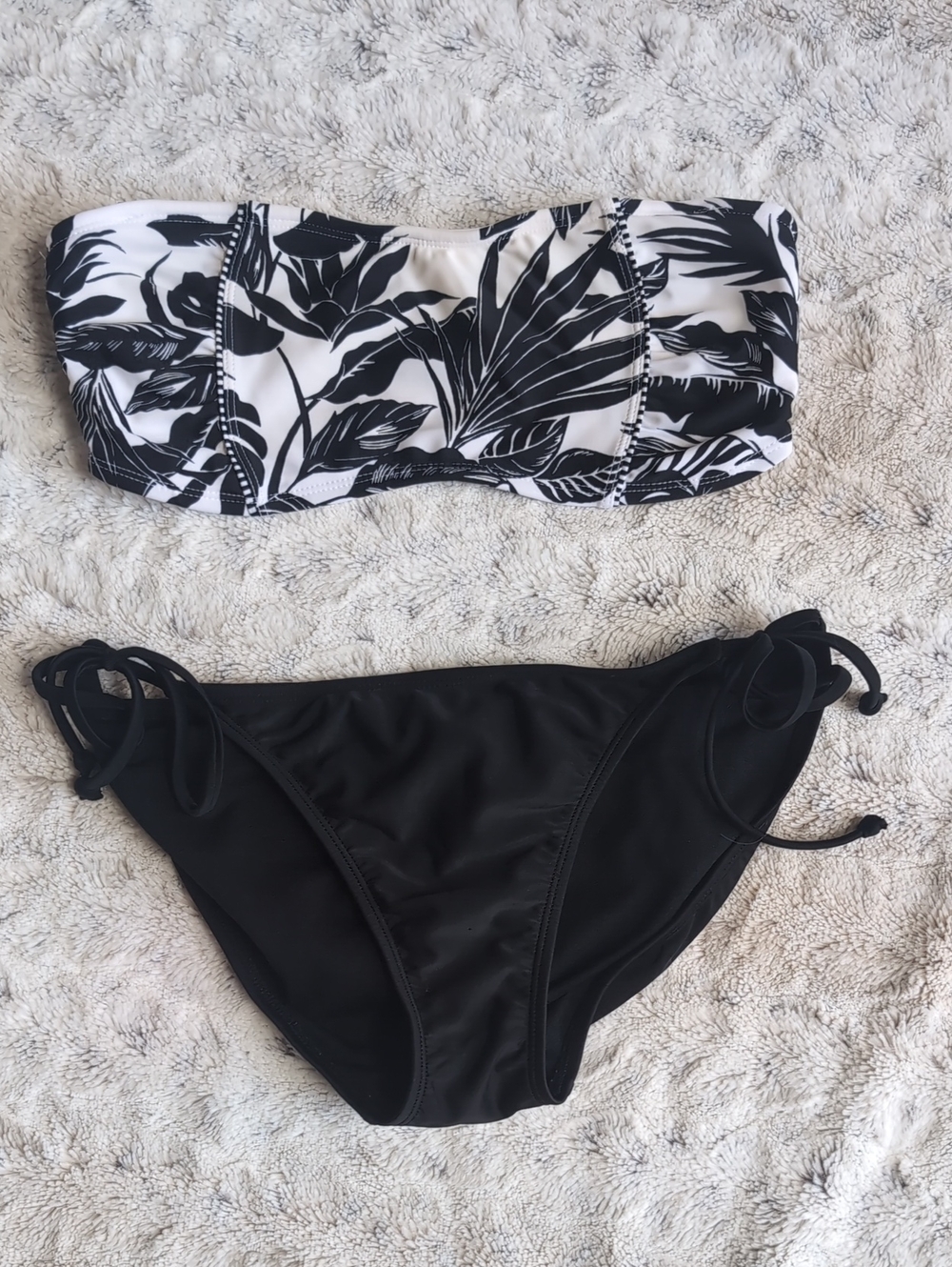 Old Navy Topical Bandeau String Bikini Set i